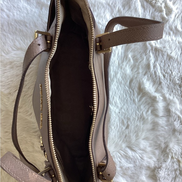 Michael Kors Handbag - Picture 6 of 12